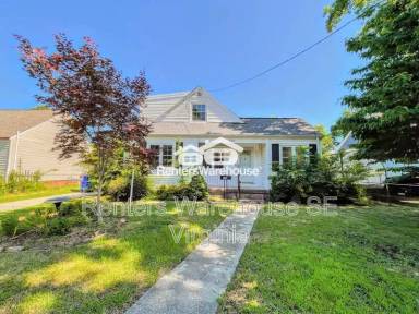 Main picture of 530 Sterling St
