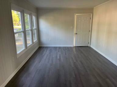 Main picture of 132 Taylor St