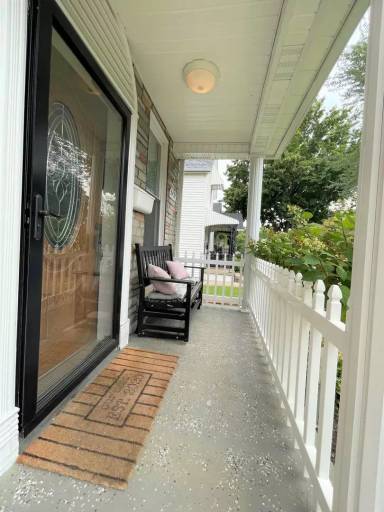 Main picture of 5435 Dresden Ave