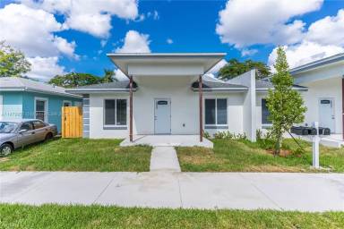 Main picture of 10331 SW 183rd St