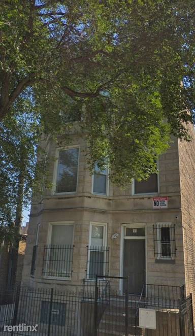 Main picture of 11 S Whipple St