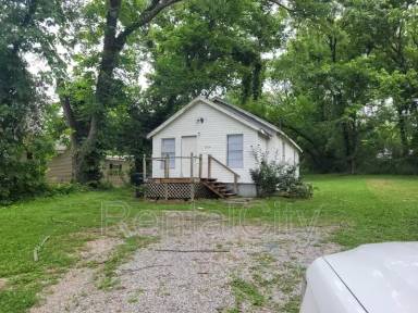 Main picture of 1806 Browning St