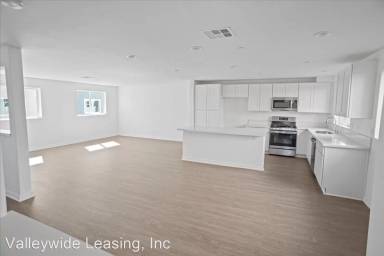 Main picture of Foothill Villas