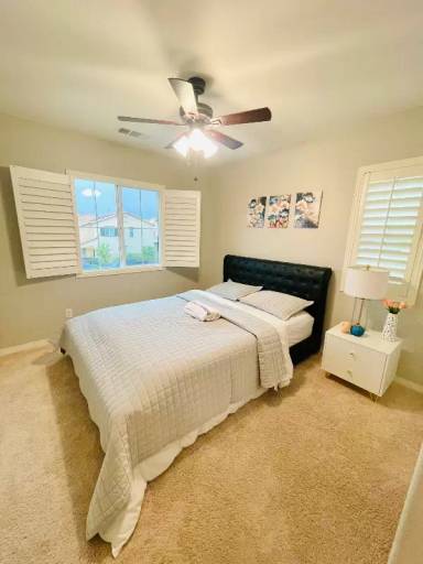 Main picture of 5615 Garibaldi Way