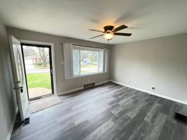 Main picture of 815 Bella Ln