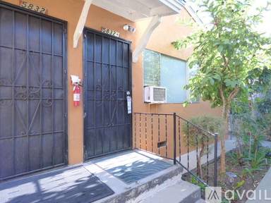 Main picture of 5832 1/2 Camerford Ave