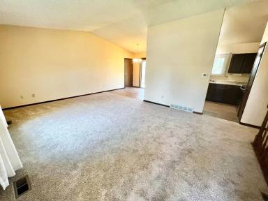 Main picture of 2530 Wapiti Rd