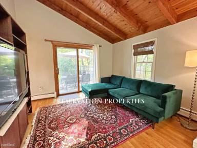 Main picture of 68 Staniford St