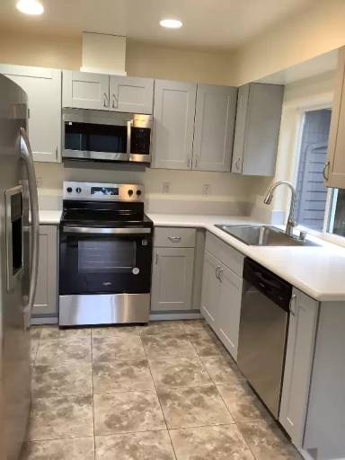 Main picture of 829 121st St SW