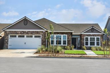 Main picture of 2319 W Queens Way