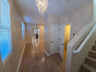 Main picture of 918 Castellona Dr