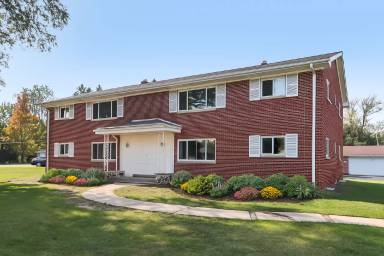 Main picture of 15355 Marilyn Dr