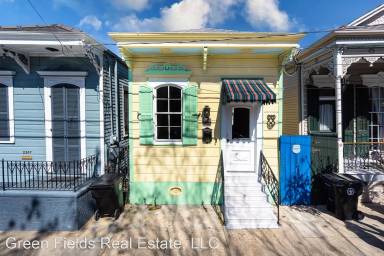 Main picture of 2309 Chartres St