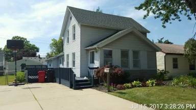 Main picture of 25621 Send St