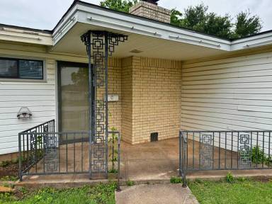 Main picture of 4111 McGaha Ave