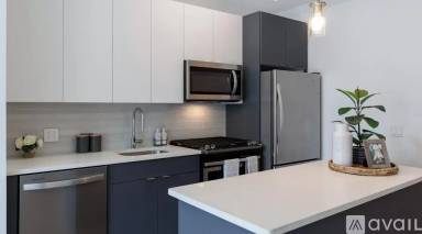 Main picture of 370 Communipaw Ave