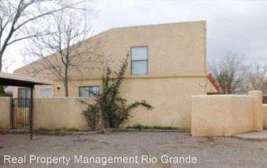Main picture of 114 Sandia Rd NW