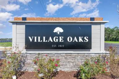 Main picture of 819 Green Garden Way