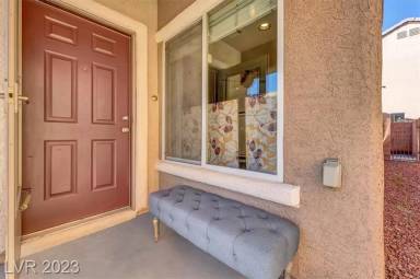 Main picture of 6870 Graceful Cloud Ave