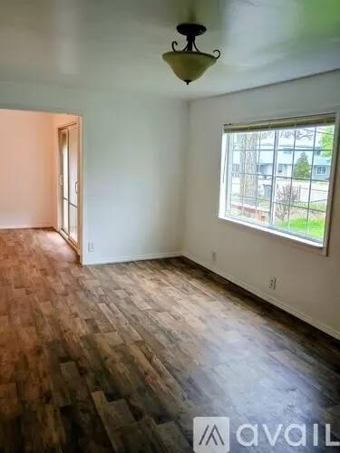 Main picture of 508 Benson St