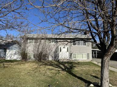 Main picture of 1910 N 26th St
