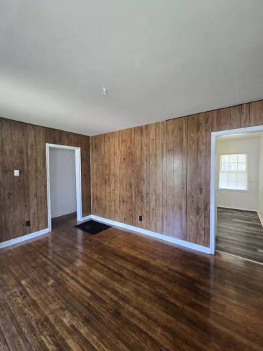 Main picture of 530 S Glendale St