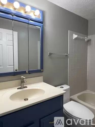 Main picture of 561 Cascade Way