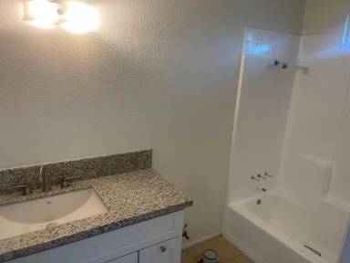 Main picture of 929 Lewis Ct