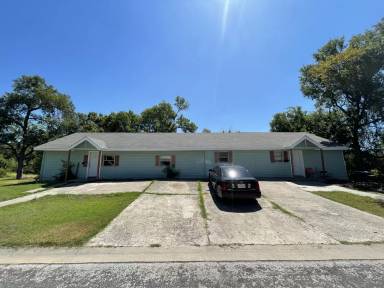 Main picture of 420 Wolf St