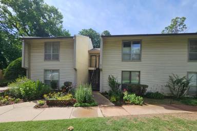 Main picture of 804 Cardinal Creek Blvd