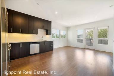 Main picture of 5825 Camerford Ave