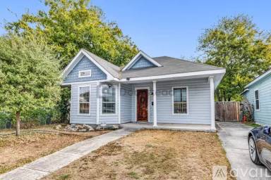 Main picture of 716 S Hackberry St