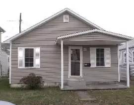 Main picture of 206 2nd Ave