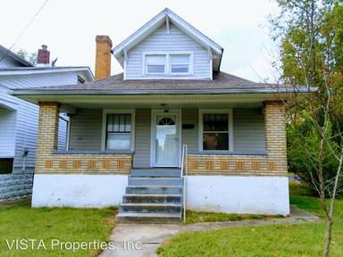 Main picture of 900 S 42nd St