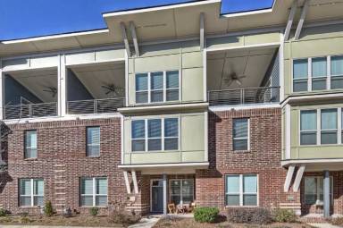 Main picture of 3543 Spencer St