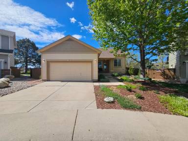 Main picture of 9875 Poppy Ct