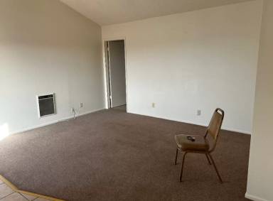 Main picture of 403 N Railroad Ave
