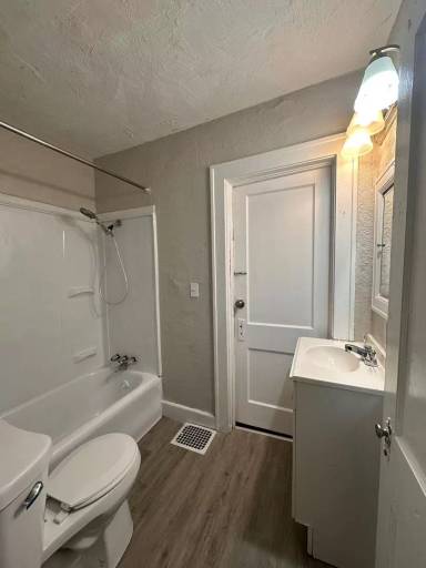 Main picture of 3618 Mersington Ave