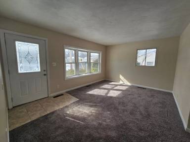 Main picture of 10781 Martin Dr