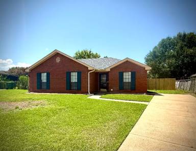 Main picture of 7067 Runnymede Dr