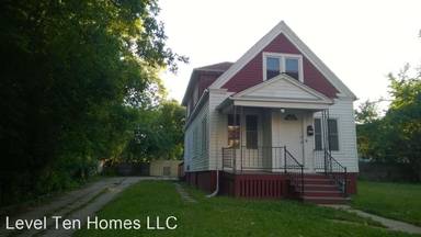 Main picture of 3221 N 1st St