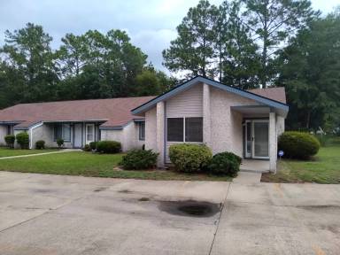 Main picture of Summerwinds Village
