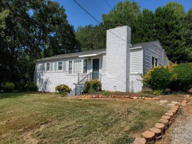 Main picture of 101 Ben Dr