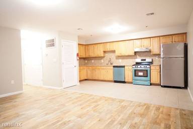 Main picture of 25 Seabury St