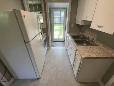 Main picture of 1713 Academy St