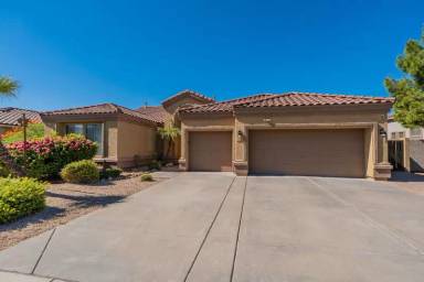 Main picture of 7167 W Abraham Ln