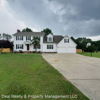 Main picture of 163 Glen Laurel Rd