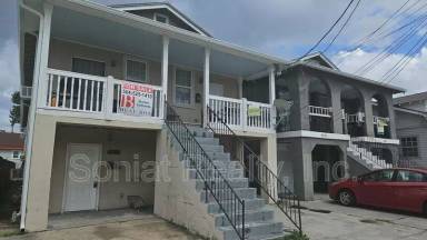 Main picture of 2627 Robert St