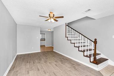 Main picture of 12240 Jackson Rd