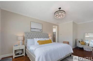 Main picture of 243 Mission Dr
